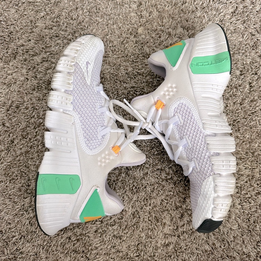 Nike Free Metcon 4 'White Green
Glow' Training Sneakers Shoes Women’s Size 8